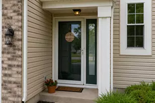 680 Savannah Ln, Crystal Lake, IL 60014 - Photo 3