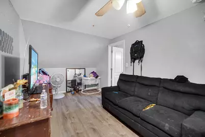 2213 N Kildare Avenue, Chicago, IL 60639 - Photo 11