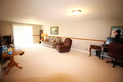 25 Oak Park Road, Bloomington, IL 61701 - Photo 17