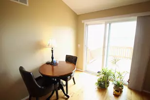 25 Oak Park Rd, Bloomington, IL 61701 - Photo 11