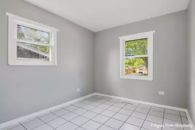 410 Willow Road, Wauconda, IL 60084 - Photo 15