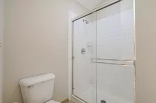 3191 Village Green Dr, Aurora, IL 60504 - Photo 27