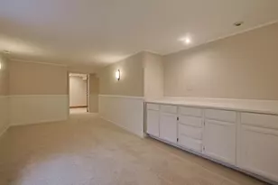 3191 Village Green Dr, Aurora, IL 60504 - Photo 37
