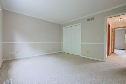 3191 Village Green Drive, Aurora, IL 60504 - Photo 31