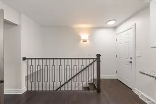 648 S Main St, Naperville, IL 60540 - Photo 15