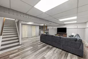 648 S Main St, Naperville, IL 60540 - Photo 21