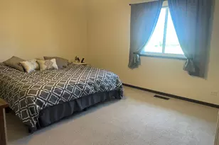 205 Fairview Dr, Manhattan, IL 60442 - Photo 9