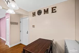 820 N Lakeside Dr, Vernon Hills, IL 60061 - Photo 25