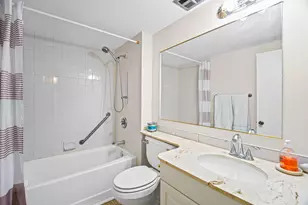 2315 E Olive St, Arlington Heights, IL 60004 - Photo 13