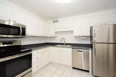 211 E Ohio Street #2721, Chicago, IL 60611 - Photo 5