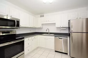 211 E Ohio St, Chicago, IL 60611 - Photo 5