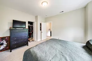 541 N Lombard Ave, Oak Park, IL 60302 - Photo 17