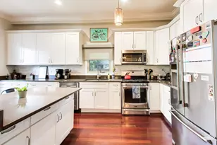 541 N Lombard Ave, Oak Park, IL 60302 - Photo 9