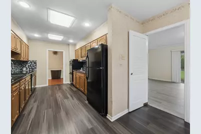 410 Flossmoor Avenue, Waukegan, IL 60085 - Photo 5