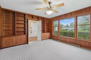 410 Flossmoor Ave, Waukegan, IL 60085 - Photo 13