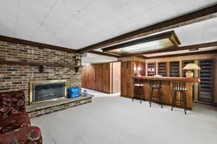 410 Flossmoor Ave, Waukegan, IL 60085 - Photo 17