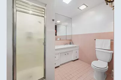 410 Flossmoor Avenue, Waukegan, IL 60085 - Photo 11