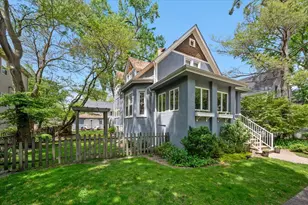 219 Catalpa Pl, Wilmette, IL 60091 - Photo 3