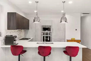 2210 W Chicago Ave, Chicago, IL 60622 - Photo 7