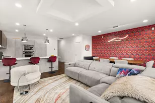 2210 W Chicago Ave, Chicago, IL 60622 - Photo 3