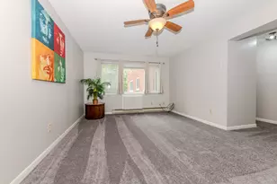 222 Madison St, Joliet, IL 60435 - Photo 11