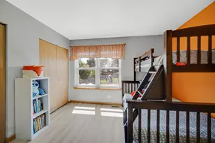 676 Hamilton Ln, North Aurora, IL 60542 - Photo 19