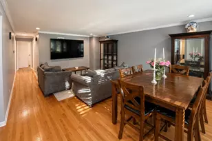 639 N Kaspar Ave, Arlington Heights, IL 60004 - Photo 5