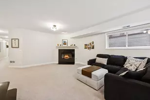 5617 W Lawrence Ave, Chicago, IL 60630 - Photo 29