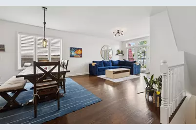 5617 W Lawrence Avenue #1, Chicago, IL 60630 - Photo 5
