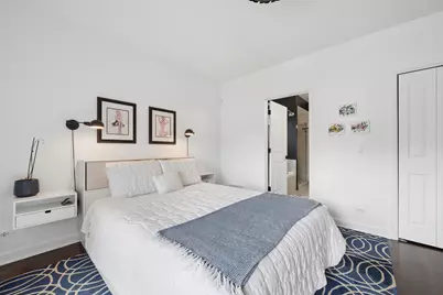 5617 W Lawrence Avenue #1, Chicago, IL 60630 - Photo 21