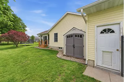 1629 Golfview Court, Erie, IL 61250 - Photo 11