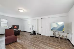 5747 W Superior St, Chicago, IL 60644 - Photo 9