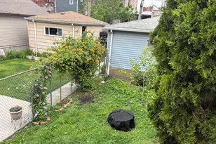 2146 W 22nd Pl, Chicago, IL 60608 - Photo 9