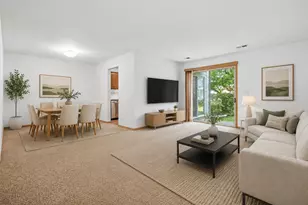225 Columbia Ct, Schaumburg, IL 60193 - Photo 3