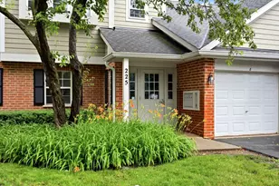 225 Columbia Ct, Schaumburg, IL 60193 - Photo 1