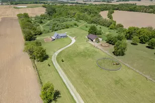1042 290th St, Viola, IL 61486 - Photo 37