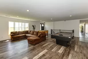 1042 290th St, Viola, IL 61275 - Photo 29