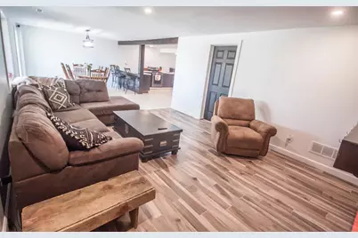 1042 290th Street, Viola, IL 61486 - Photo 15