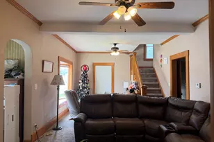 305 S Clinton St, Morrison, IL 61270 - Photo 3