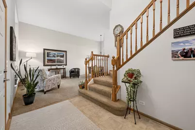606 Arlington Lane, South Elgin, IL 60177 - Photo 3