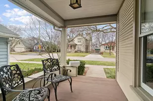 123 Raymond Ave, Barrington, IL 60010 - Photo 3