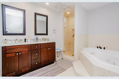 29W625 Hawthorne Lane, West Chicago, IL 60185 - Photo 39