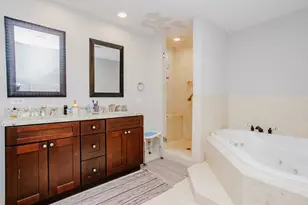 29W625 Hawthorne Ln, West Chicago, IL 60185 - Photo 39