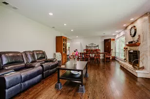29W625 Hawthorne Ln, West Chicago, IL 60185 - Photo 21