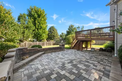 402 Deerfield Drive, Oswego, IL 60543 - Photo 41