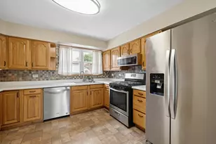 3536 W 115th St, Chicago, IL 60655 - Photo 13
