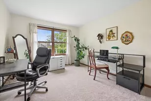 755 Warwick Ct, Lake Zurich, IL 60047 - Photo 29