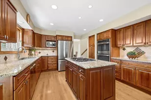 755 Warwick Ct, Lake Zurich, IL 60047 - Photo 13