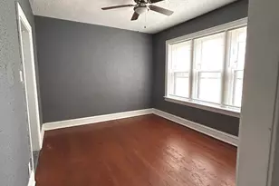 7655 S Yates Blvd, Chicago, IL 60649 - Photo 7
