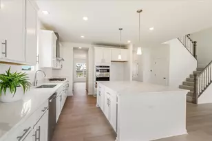 721 Fairfield Dr, Oswego, IL 60543 - Photo 9